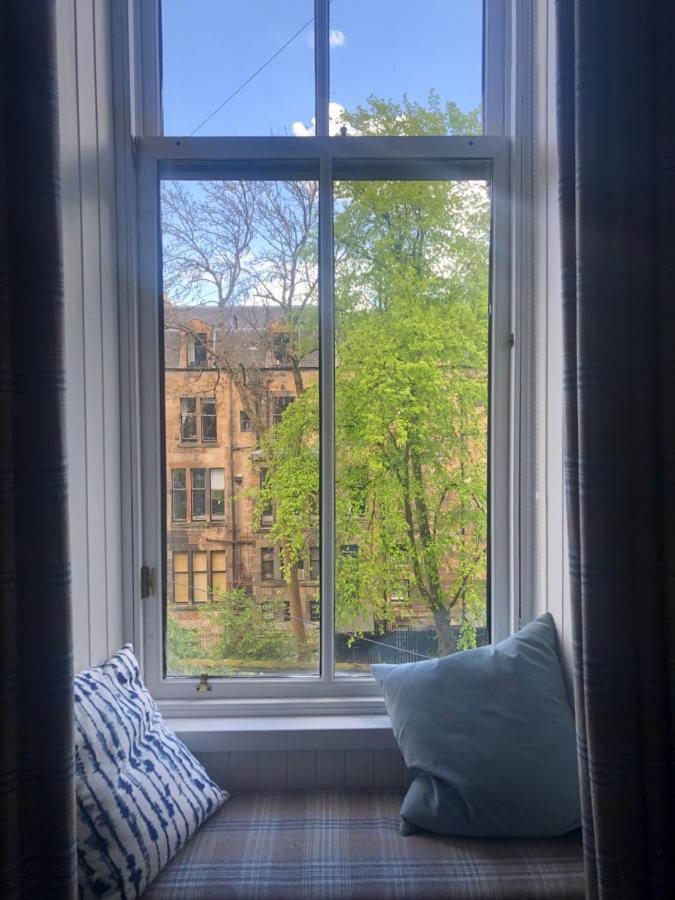 Beautiful Double Room In Idyllic West End Townhouse Glasgow Eksteriør billede